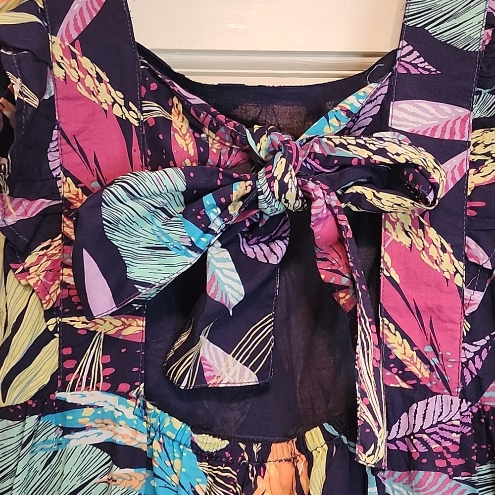 BEACHLUNCHLOUNGE NWT navy, gold, pink Tropical Floral Print Ruffled Elastic Back - Picture 6 of 9
